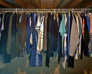Tons of men's clothing, mostly M