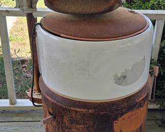 Vintage 1950's Norge washer wringer