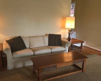 Bassett Valente coffee & side tables
