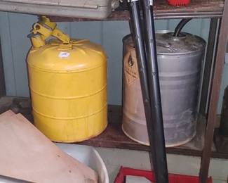 Metal gas cans