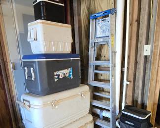 Ice Chests - Ladders