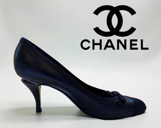 High Fashion Ladies Shoes by CHANEL, Size 11 bid #103