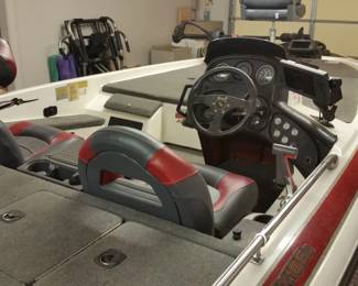 A look at the Skeeter's console