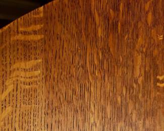 A close look at the tables woodgrain