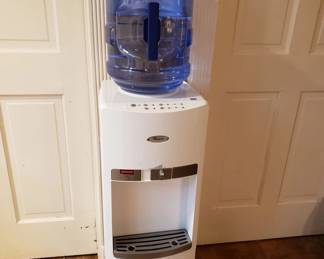 Whirlpool water cooler dispenser