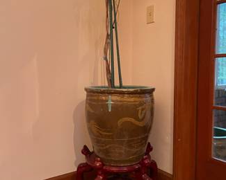 Vintage ceramic planter
Rosewood stand