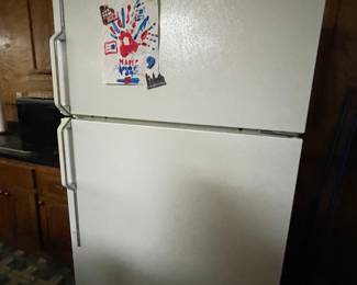 Working condition refrigerator
