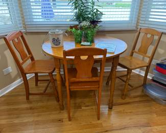 Antique table; 4 chairs