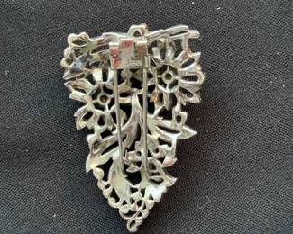 Vintage Trifari sweater clip