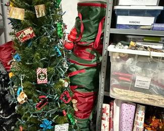 Assorted holiday decor