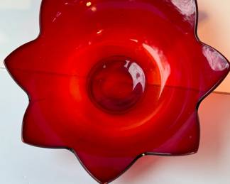 Fenton Red Amberina Lotus Flower Art Glass Petal Bowl