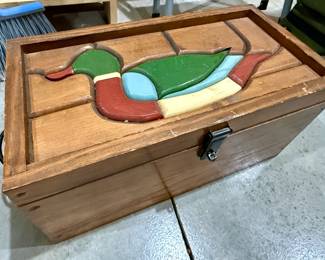 Woodchuckers carved wooden box