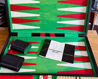 Travel backgammon set
