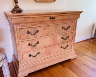 Henredon Charles X Biedermeier Directoire Empire 4 drawer lowboy dresser chest, excellent condition