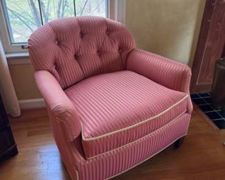 Owners Select Furniture tufted mauve stripe Hollywood Style accent chair in excellent condition, beautiful piece!