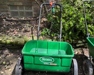 Scotts Spreader 3000