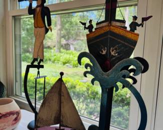 Panama Rocking Ship Pendulum Toy