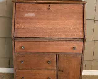  06 Vintage Secretary 