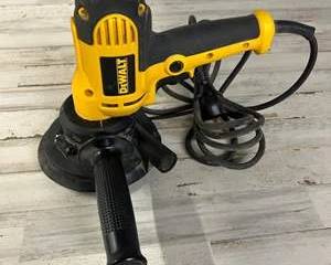 DEWALT 6 Amp Corded Variable Speed Disk Sander with 5 in., 8 Hole Hook and Loop Pad