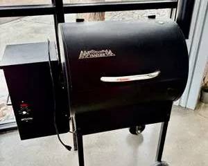 Traeger BBQ Barrel Smoker Pellet Smoker