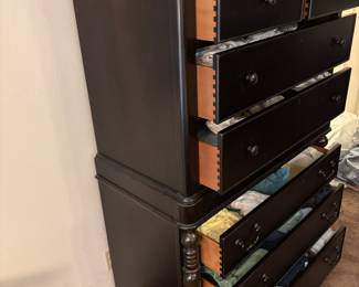 Paula Deen “Down Home “ Tobacco
Chest of Drawers 42.5”w 21”d 66.5”t
$ 600.00
5 pcs set $ 1,900.00