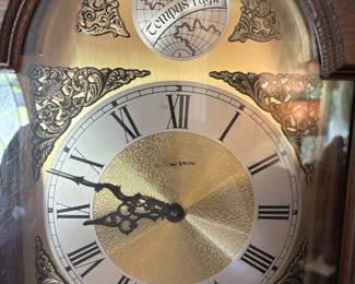 Tempus Fugit German Viking Grandfather clock. 16.5” w 12”d 72” t
$ 500.00