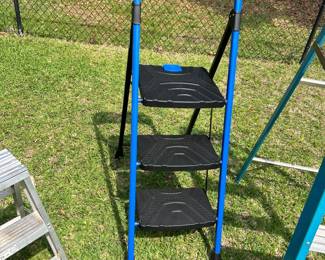 kobalt step ladder 300lb capacity. $60.00