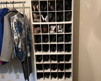 Women’s shoes size