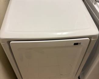 Samsung Dryer electric with moisture sensor. Purchased Dec. 2022 $450.00
2 yr transferable warranty left!