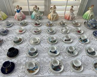 Around the USA- teacups and figurines