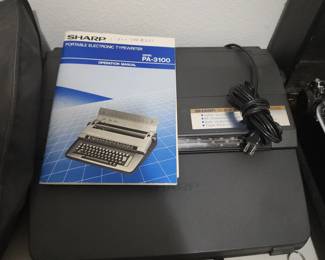 Sharp Electronic PA-3100 Typewriter