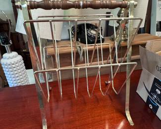 MCM Magazine rack