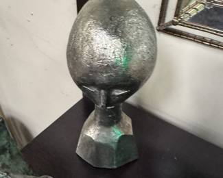 Andre Minaux bust