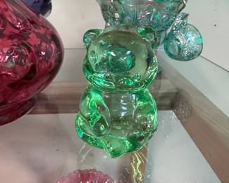 Fenton Bear figurine