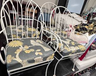 Set 4 Chairs w/ Bird upholstery