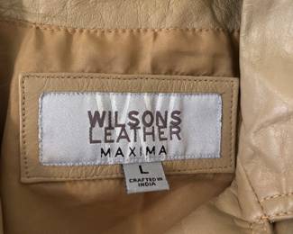 Woman's Clothing - Wilsons Leather