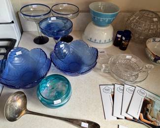 Snowflake Garland Pyrex Bowls