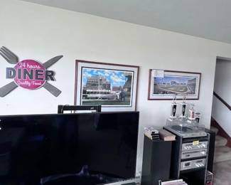 More prints and vintage stereo set up