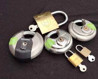 Lot Of Padlocks 