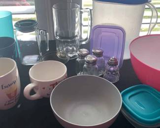 Mixed Mystery Kitchen Lot