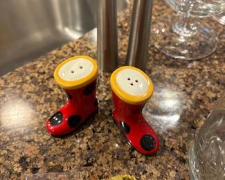 Grasslands Road Rain Boots ceramic salt and pepper shakers 