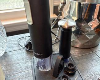 Rabbit Electric Wine Set 