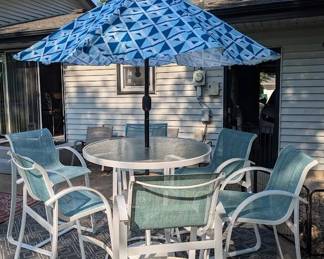 OUTDOOR PATIO TABLE   6-CHAIRS - UMBRELLA & STAND