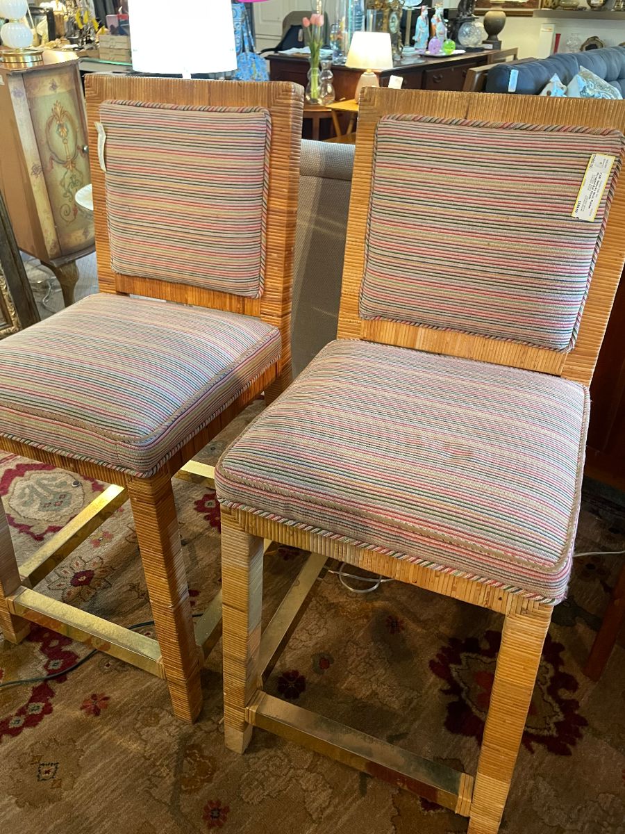 Over 5 styles of Bar and Counter Stools