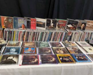 Large variety of CDs