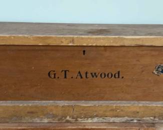 Vintage Pine Box
