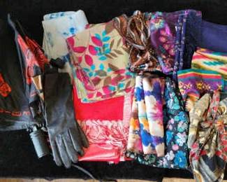 Scarfs More