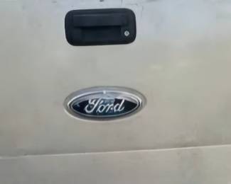 2007 F-150 Lariat
Engine & Transmission in super good condition no problems at all besides frame is bent