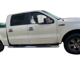 2007 F-150 Lariat
Engine & Transmission in super good condition no problems at all besides frame is bent