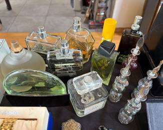 Perfumes & Colognes